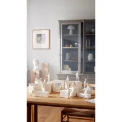 Kähler Astro Jumfru Skultur, Hvid -Salling Butik 2022 693500 693501 693502 693503 693504 693505 693506 693507 693508 693509 693510 693511 693188 692256