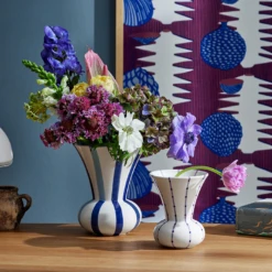 Kähler Signature Vase, Lilla 15 Kähler Signature Vase, Lilla -Salling Butik 2023 690485 690484 1