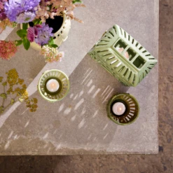 Kähler Orangery Fyrfadsstage, Green Garden 18 Kähler Orangery Fyrfadsstage, Green Garden -Salling Butik 2023 691204 691200 691207 691203 02 02