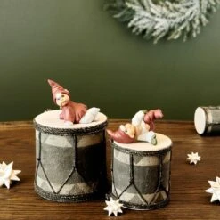 Marvin & Melanie Nisser -Salling Butik 55364 marvin melanie 1200px 1