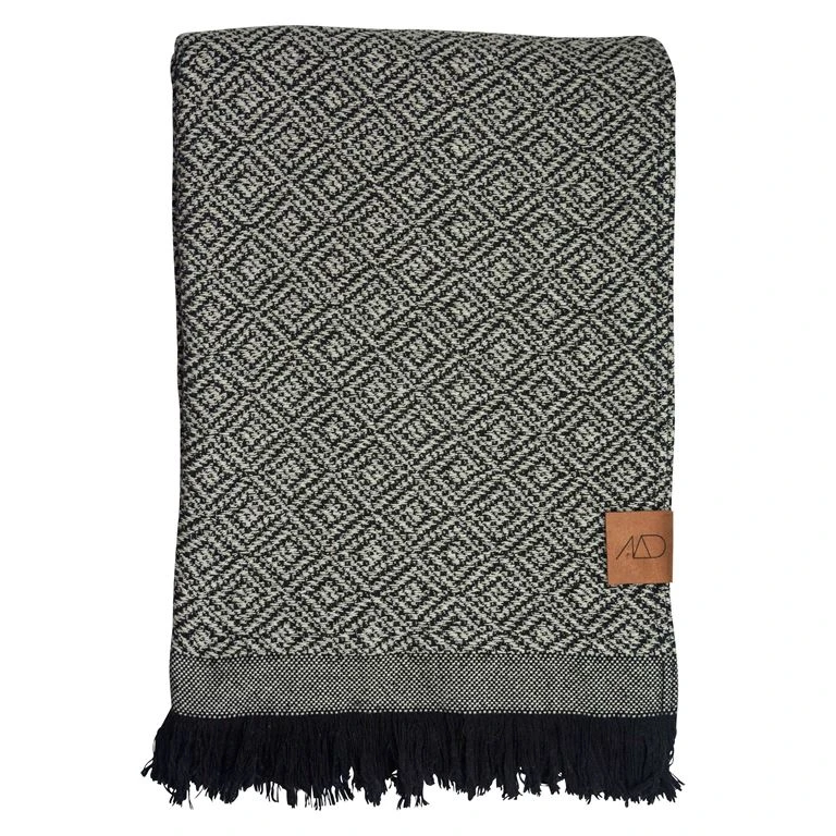 Mette Ditmer Mezzoforte Plaid, Sort, 120x175 Cm 1 Mette Ditmer Mezzoforte Plaid, Sort, 120x175 Cm