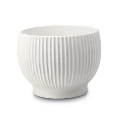 Urtepotteskjuler Med Riller, Hvid, 14,5 Cm