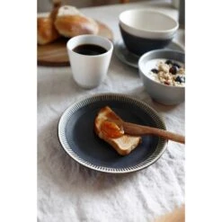 Colorit Tallerken, Mørk Grå, 19 Cm 8 Colorit Tallerken, Mørk Grå, 19 Cm -Salling Butik 5713959012875 4