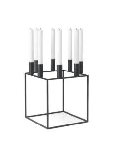 Kubus 8 Lysestage, Sort -Salling Butik bl10008 kubus 8 black with candle angle 300