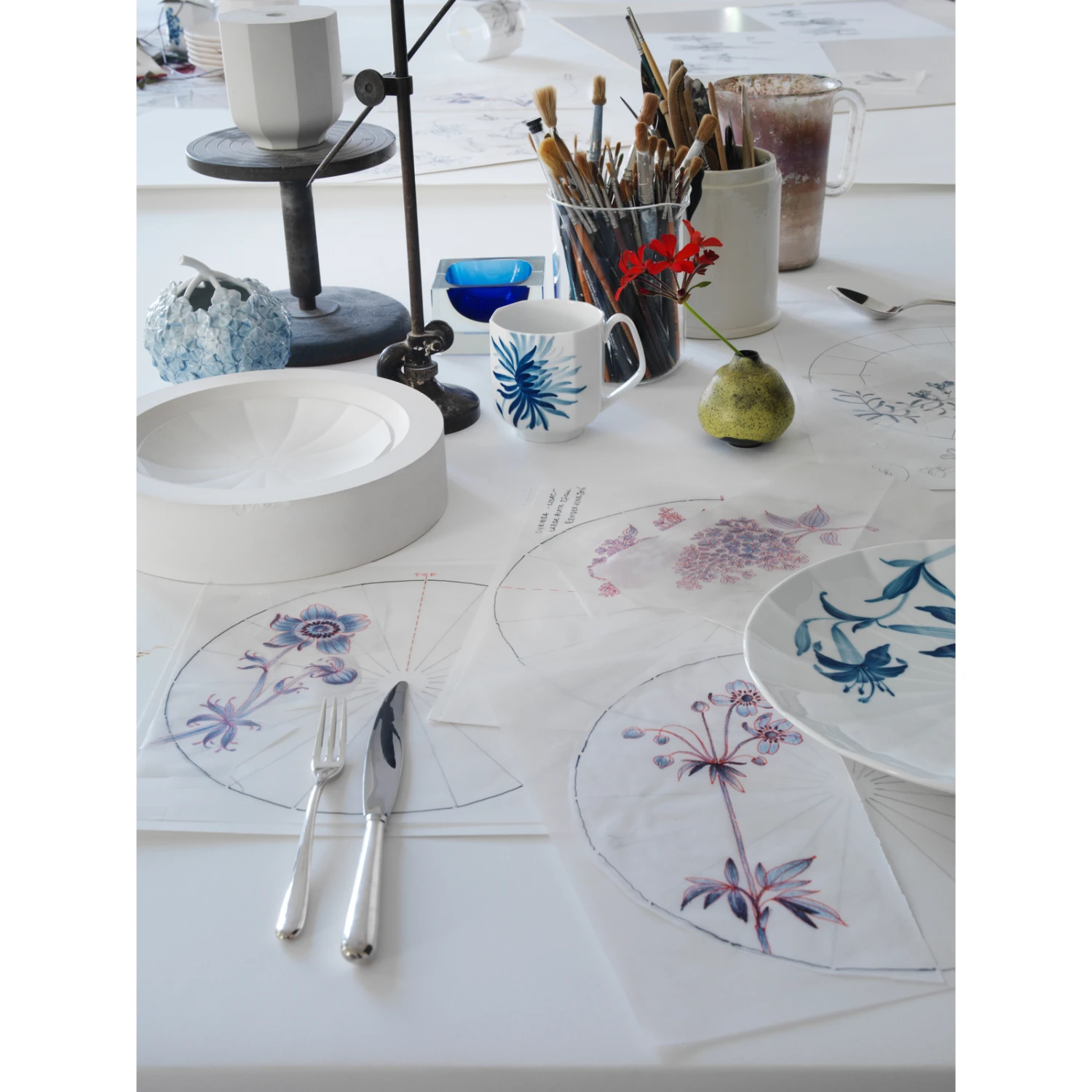 Royal Copenhagen The Art Of Giving Flowers Hortensia Vase, Blue 8 Royal Copenhagen The Art Of Giving Flowers Hortensia Vase, Blue - Billede 8