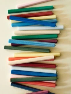 Hay Haxagon 4-pak Lys, Red/Bordeaux -Salling Butik hexagon candle family 03