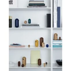 Normann Copenhagen Little Bird Figur, Egetræ 7 Normann Copenhagen Little Bird Figur, Egetræ -Salling Butik normann little bird 1 1