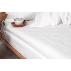 Percale Kuvertlagen, Hvid, 140x200 Cm 11 Percale Kuvertlagen, Hvid, 140x200 Cm -Salling Butik percale kuvertlagen hvid stemning1 2
