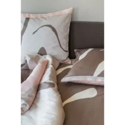 Mette Ditmer Process Sengelinned, Brun/ Lyserød, 140x220 Cm 8 Mette Ditmer Process Sengelinned, Brun/ Lyserød, 140x220 Cm -Salling Butik process bed set col01 02 1