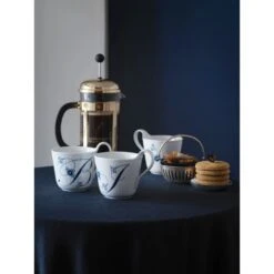 Royal Copenhagen Alfabet Højhankskop, C, 33 Cl -Salling Butik royal copenhagen alfabet kop miljoe 1 3