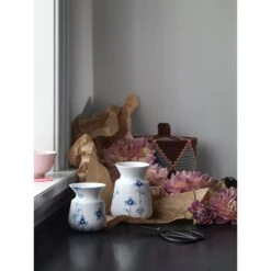 Royal Copenhagen Blå Elements Vase, 13 Cm -Salling Butik royal copenhagen blaa elements vase 13 cm 2